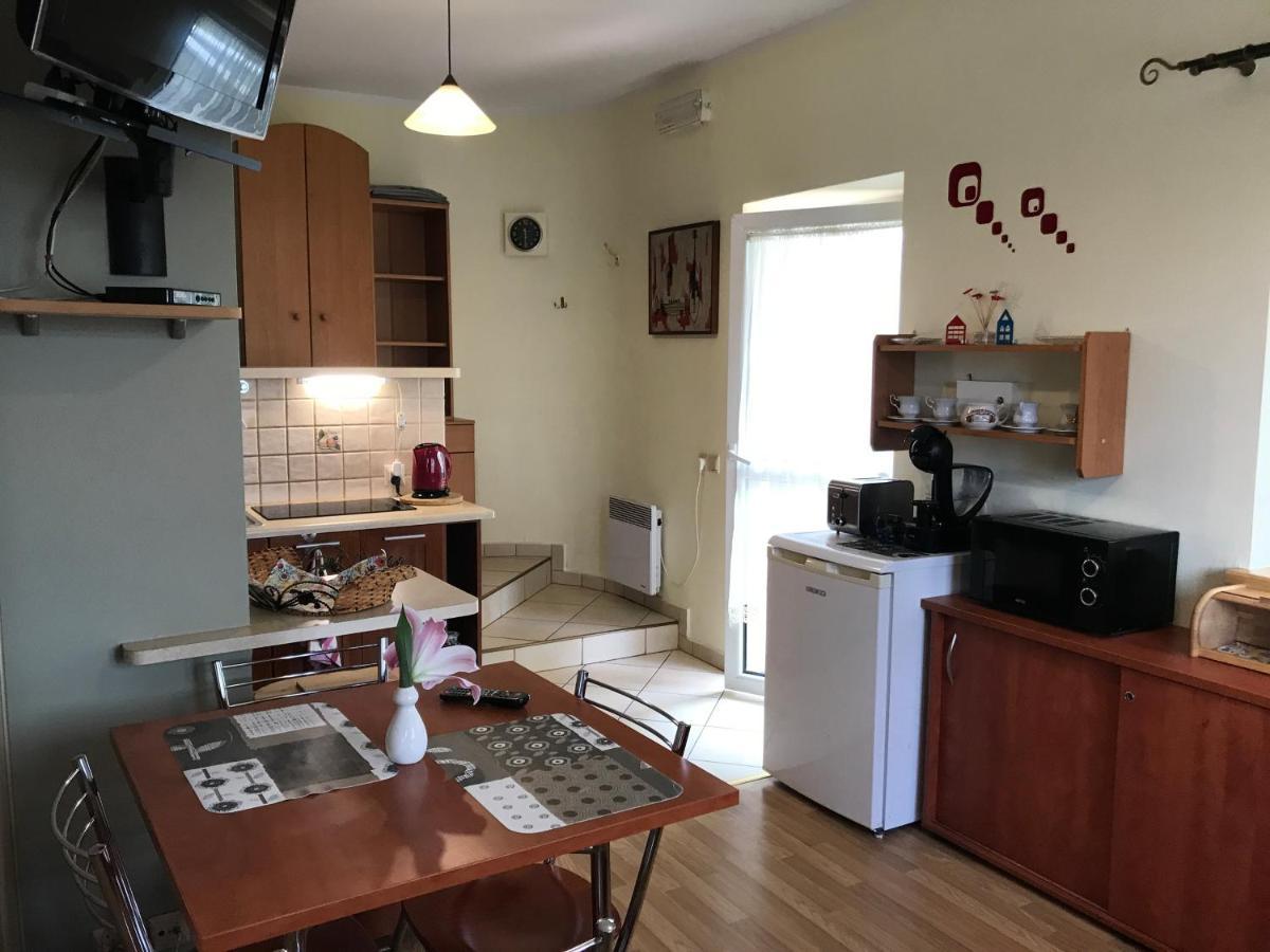 Apartamenty-Studio Noclegi Wczasy Wakacje Ferie - Pobyty Rodzinne ラプカ エクステリア 写真